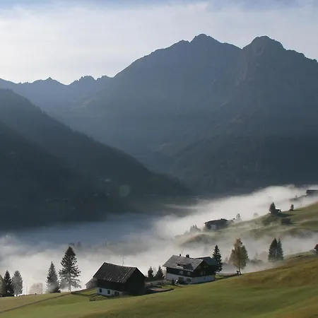 Alpenpension Elferblick * Hirschegg (Vorarlberg)